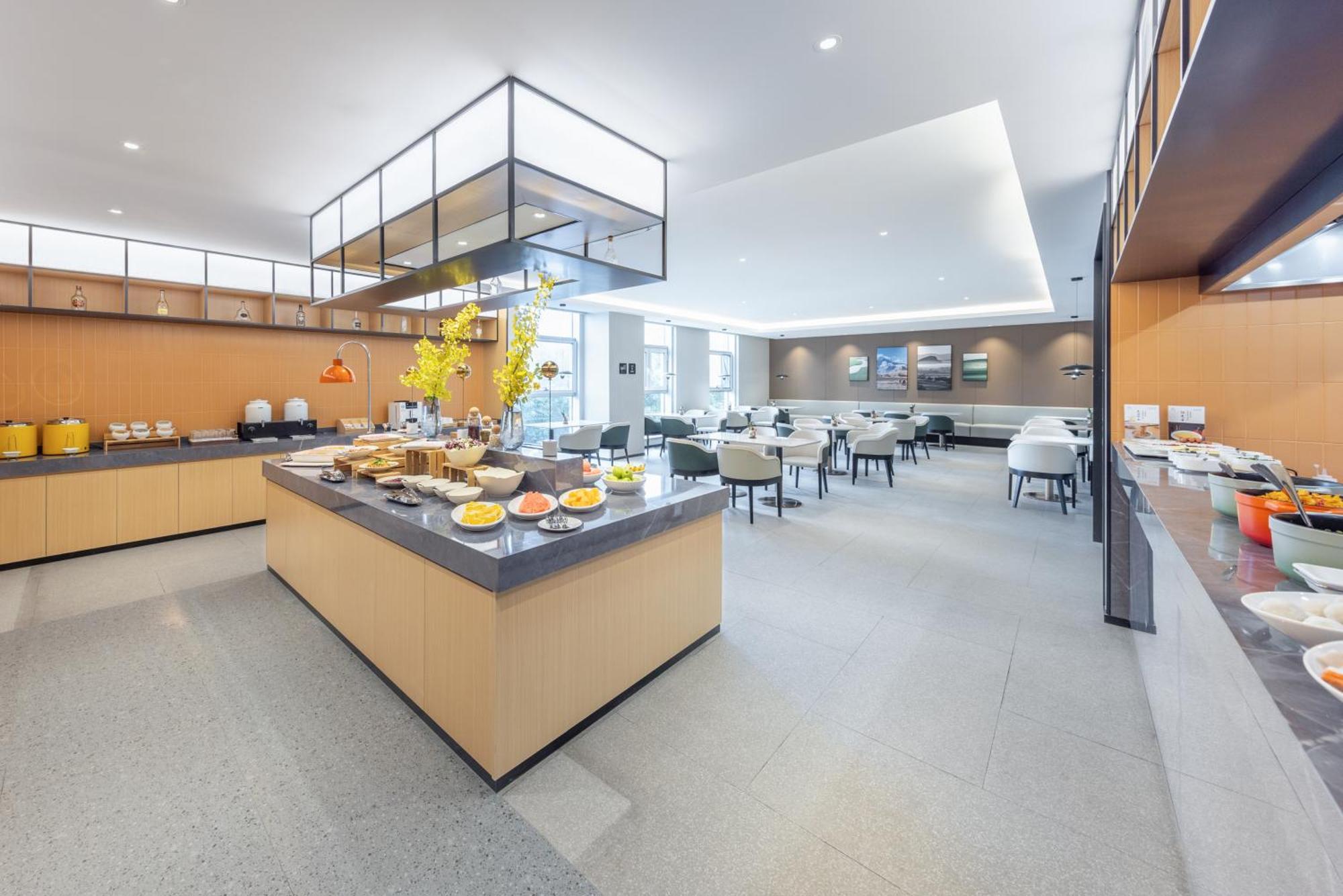 Hotel Atour X Shuguang Wusong Cruise Terminal Shanghai